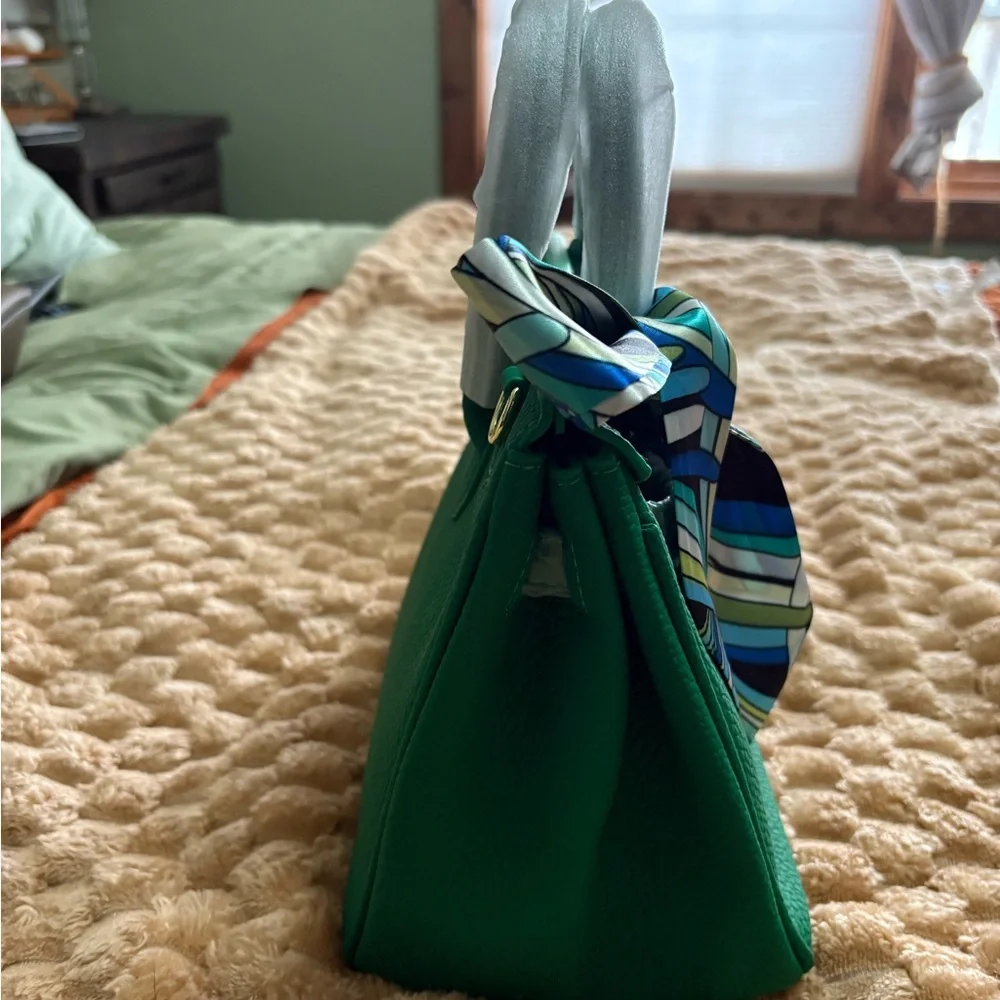 Green rolled leather top handle purse - Picture 3 of 8